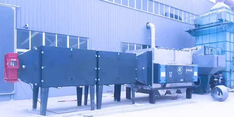 工業(yè)靜電式油煙處理設備安裝現(xiàn)場2.png